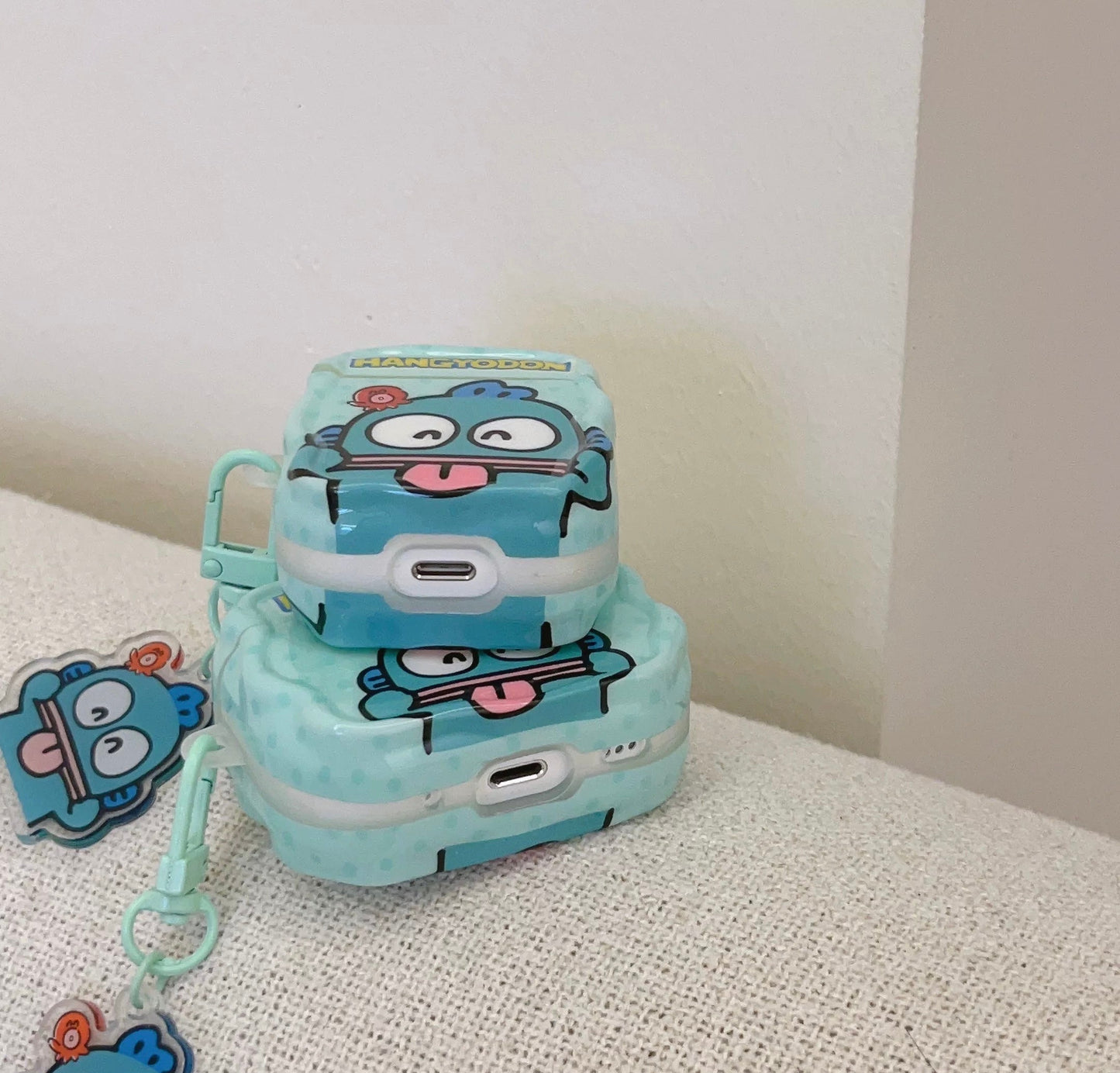 Japanese Cartoon Funny Face Hangyodon Blue with Keychain - AirPods AirPodsPro AirPods3 AirPods4 Case KawaiiGiftLand