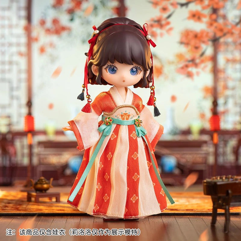 Simon Toys Chinese Traditional Outfits Set Spring in the Garden