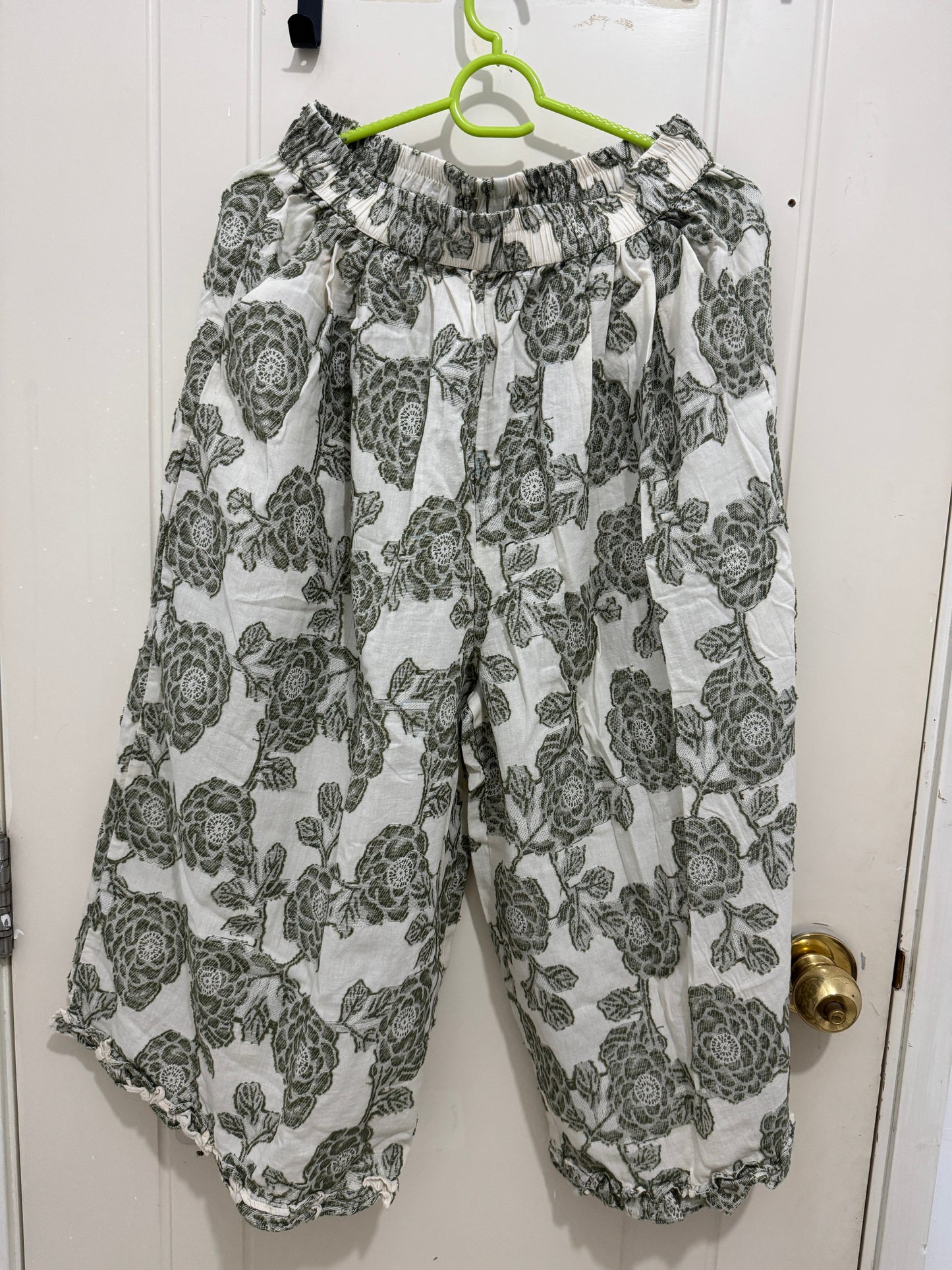 Japanese Fashion Cute Style Mori Series | Green Flower Lace Trousers - Kawaii Fashion Items