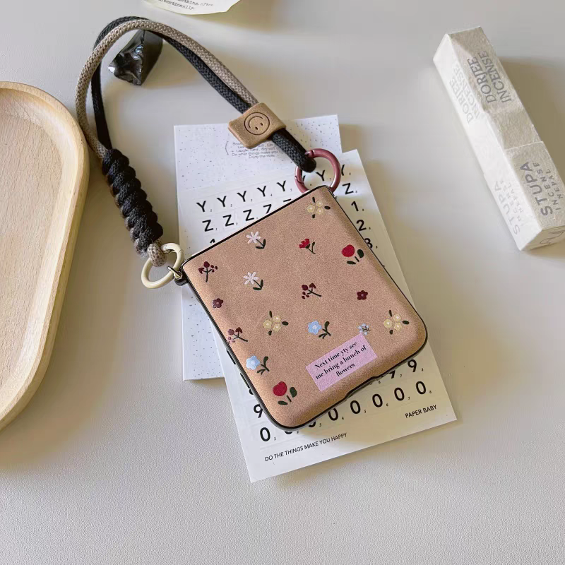 Korean Style Fashion Case | Little Flower Autumn Winter Leather - Phone Case Samsung Galaxy Z Flip 3 4 5 6 KawaiiGiftLand