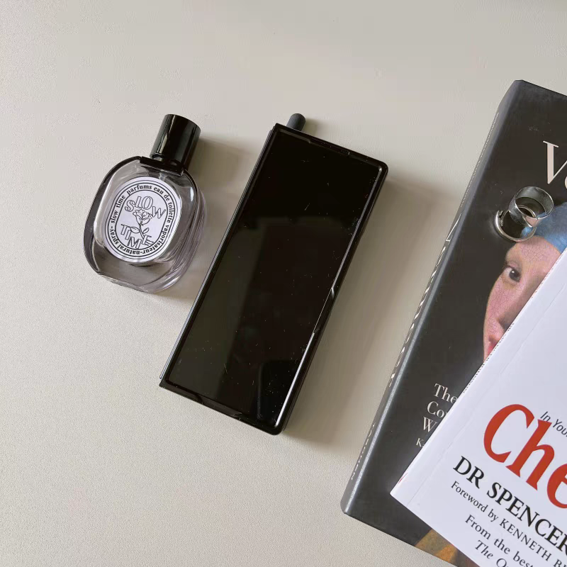 Vintage Style Silicone Phone Case | Mobile Hot Pink & Black - Phone Case Samsung Galaxy Z Fold 3 4 5 6 KawaiiGiftLand