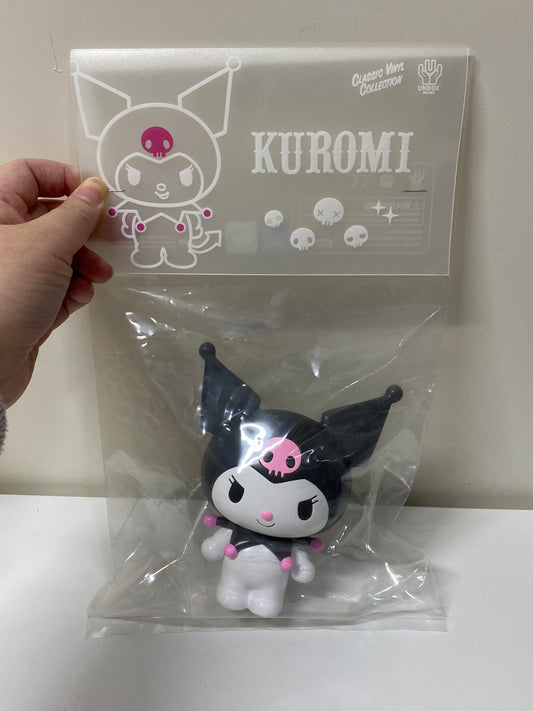 Unbox x Sanrio Kuromi Vinyl Figure Toy Collections