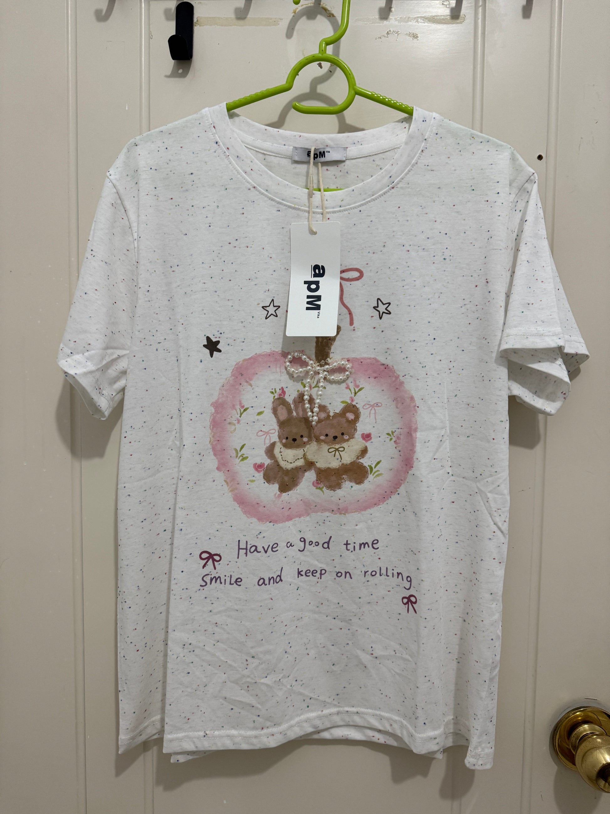 Korean Fashion Cute Animals Style T-Shirt Series | Pearl Ribbon Apple with Teddy Bear & Rabbit - Kawaii Fashion Items 