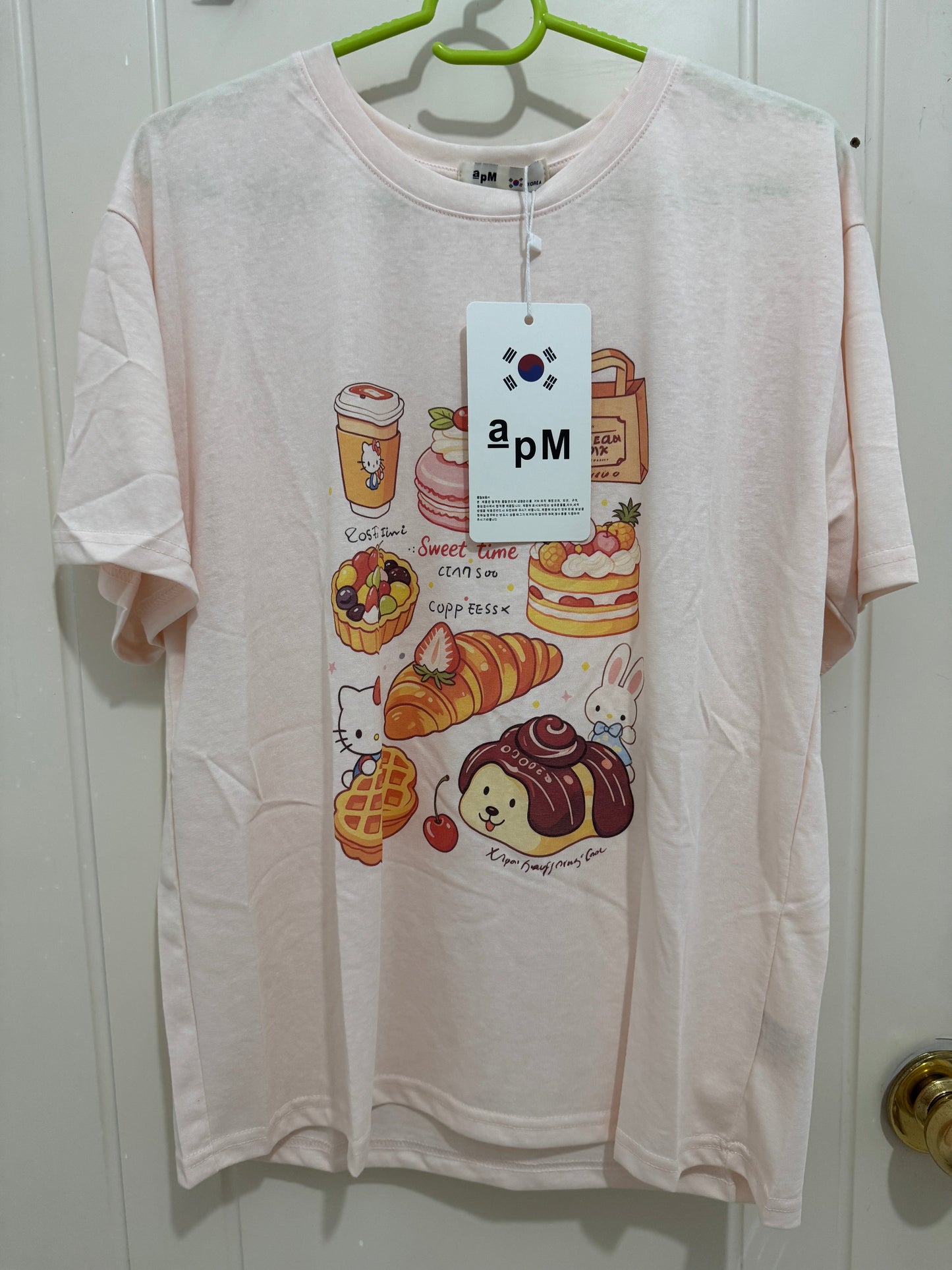 Korean Fashion Cute Cartoon Style T-Shirt Series | Vintage Hello Kitty with Cafe Sweets - Kawaii Fashion Items