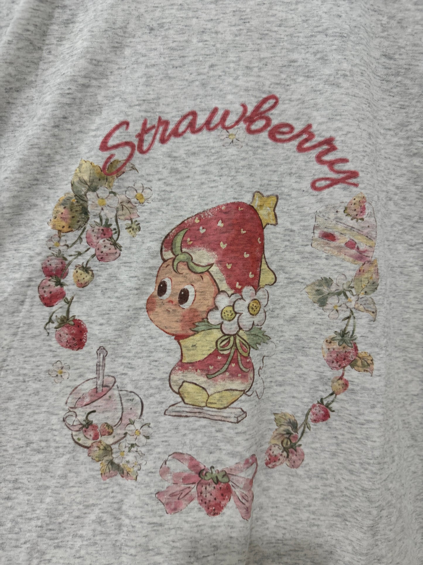 Korean Fashion Cute Cartoon Style T-Shirt Series | Twinkle Twinkle Little Star with Strawberry - Kawaii Fashion Items