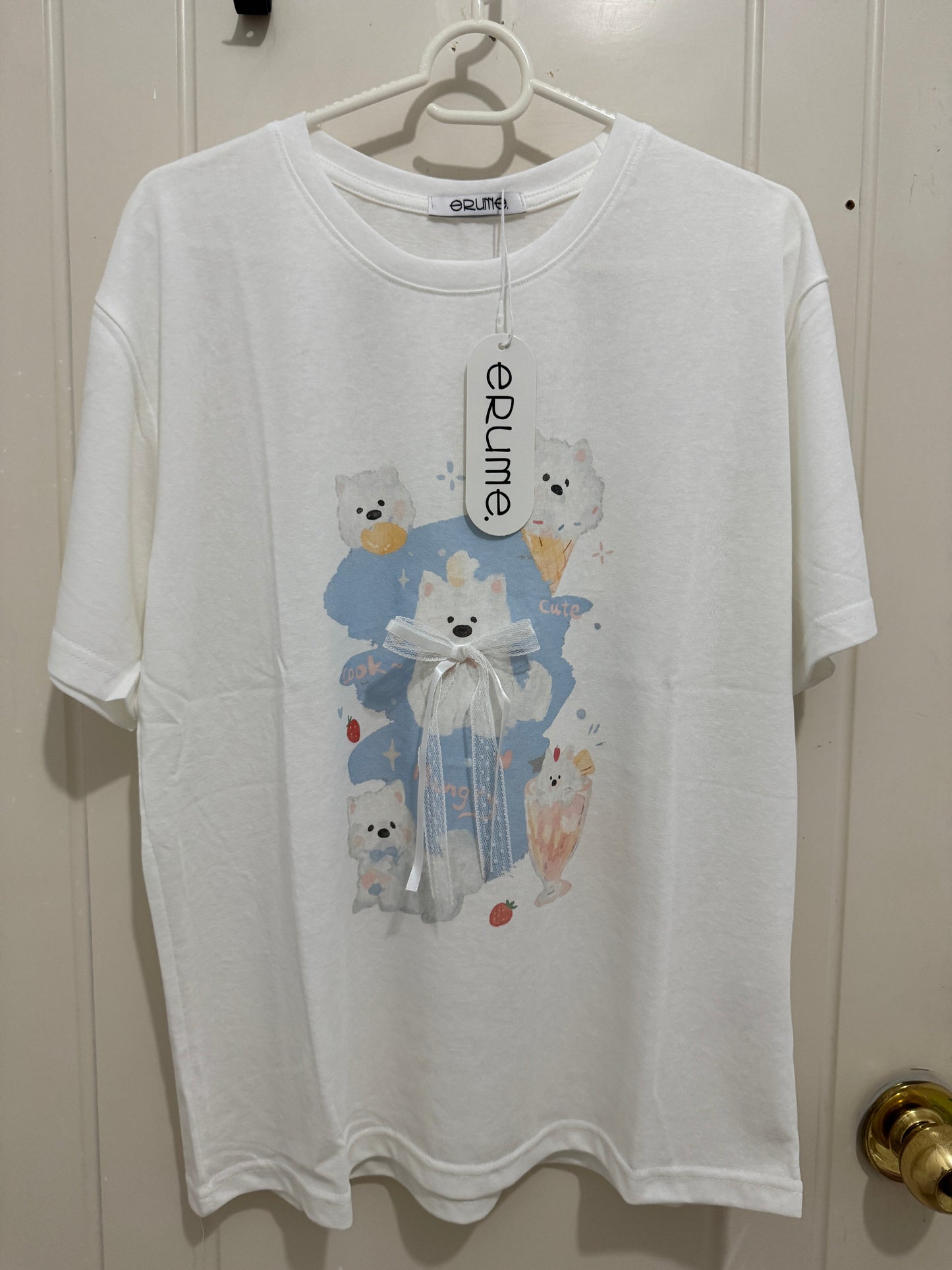 Animals Style T-Shirt Series | White Puppy Samoyed Dog with Sweets - Kawaii Fashion Items