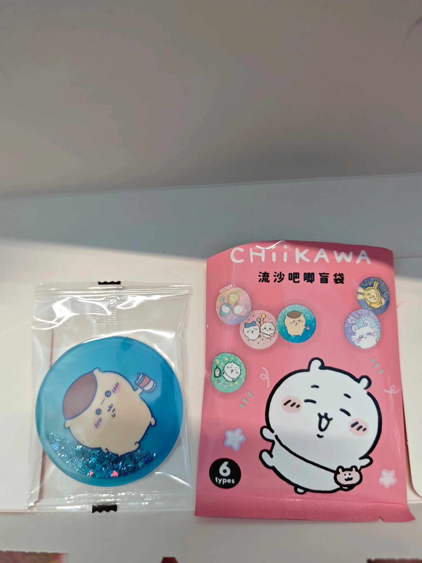 ChiiKawa X Miniso | ChiiKawa Hachiware Usagi Momonga Kurimanju Glitter Quicksand Badge Mystery Bag - Kawaii Items Room Decoration