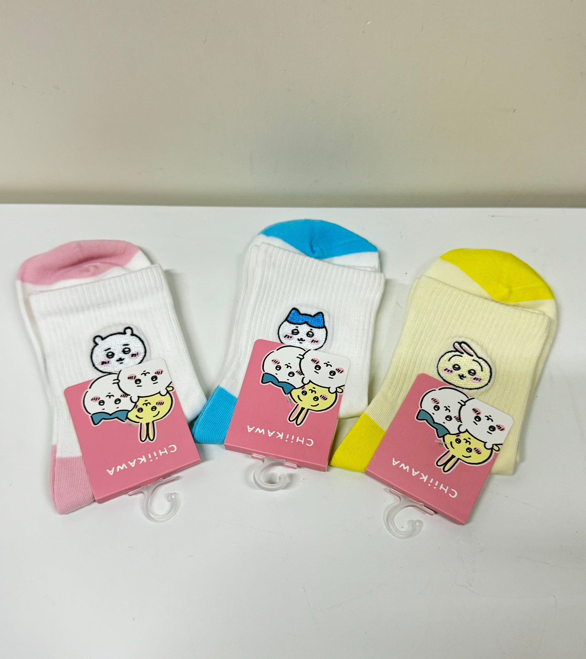 ChiiKawa X Miniso | ChiiKawa Hachiware Usagi Socks with Embroidery Logo - Kawaii items Room Decoration doll