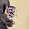 日本の漫画 クロミ 座っている 紫 黒 キーホルダー付き - AirPods AirPodsPro AirPods3 AirPods4 ケース