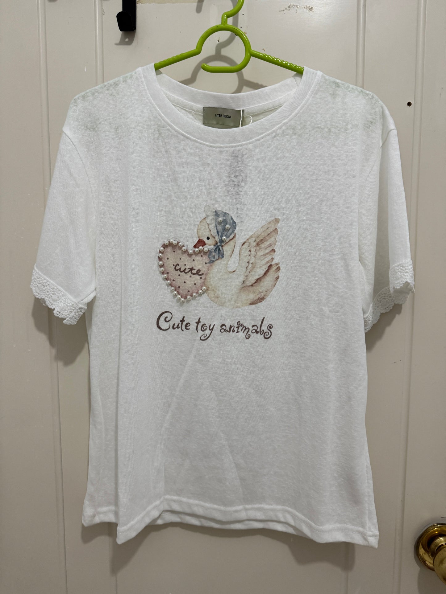 Korean Fashion Cute Animals Style T-Shirt Series | Vintage Pearl Dove - Kawaii Fashion Items