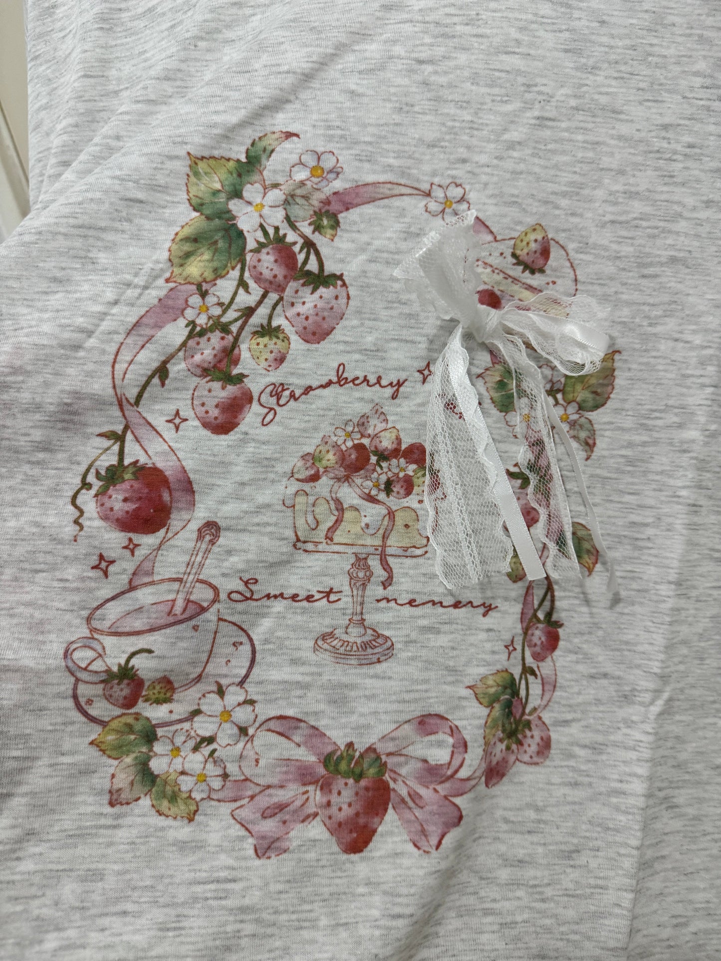 Korean Fashion Cute Fruits Style Long-sleeved Sun Protection T-Shirt Series | Strawberry Cake Party - Kawaii Fashion Items