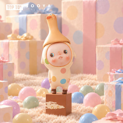 SooyaStudio Overture 2.0 banana costume figure among pastel balloons