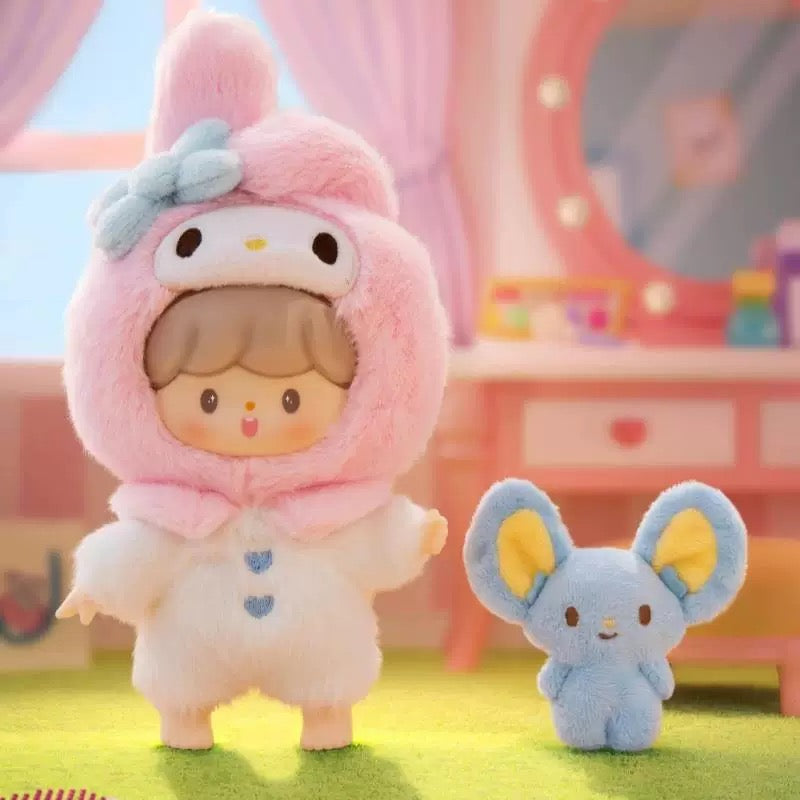 zZoton x Sanrio Characters Love League Buddies Plush Doll Keychain | Hello Kitty My Melody Kuromi Cinnamoroll Pompompurin Pochacco Hangyodon - Collectable Toys Mystery Blind Box KawaiiGiftLand