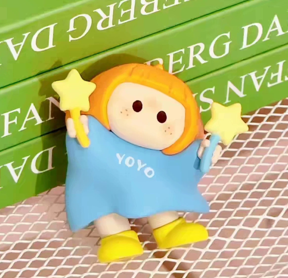 YOYO Chan Mini Figure Part 1 | YOYO Tilted Head Collection - Collectable Toys Mystery Blind Box