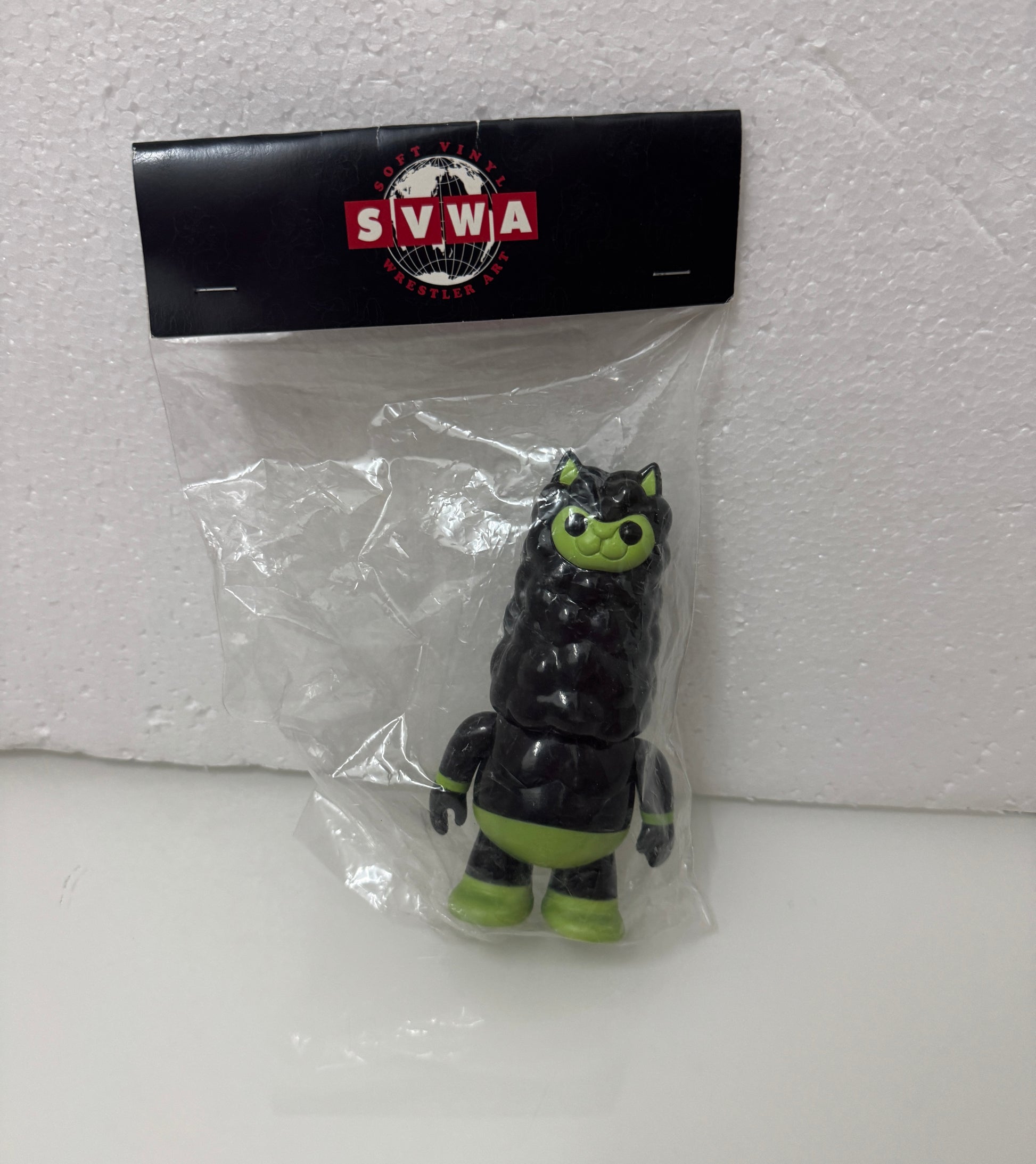 Japan Artist One Up SVWA Wrestler Art | Beast King Pacarra Alpaca Man Black Version - Sofubi Figure Soft Vinyl Rare