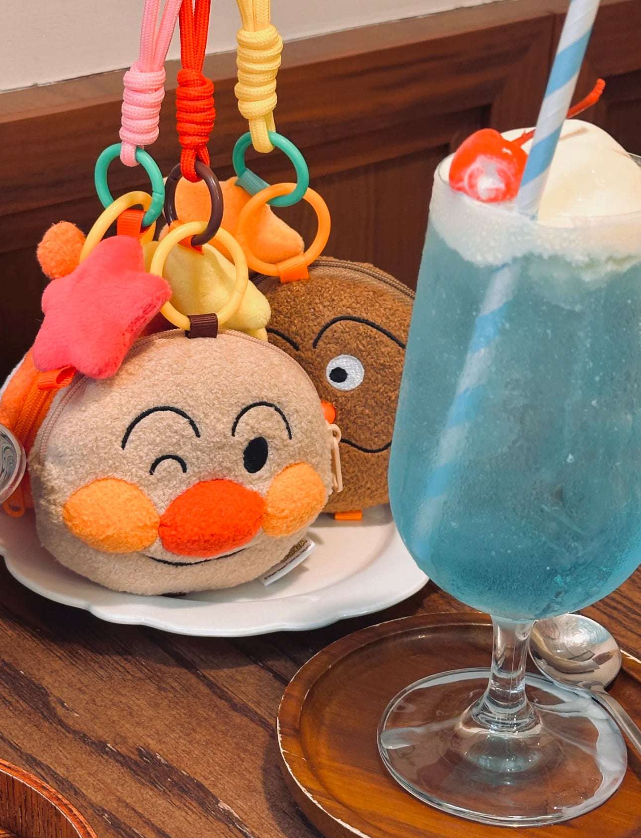 Japan Cartoon Anpanman Mini Purse Bag Keychain with Star | Anpanman Uncle Jam Currypanman Shokupanman Baikinma Dokin-chan - Coin Bag Keychain Can put in Airpods EarPhone