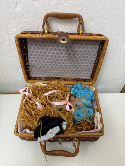 China Artist Bokka - One off Tan Skin Blue Hair Hand Print - Doll Show Limited NEW Artist Doll like Holala