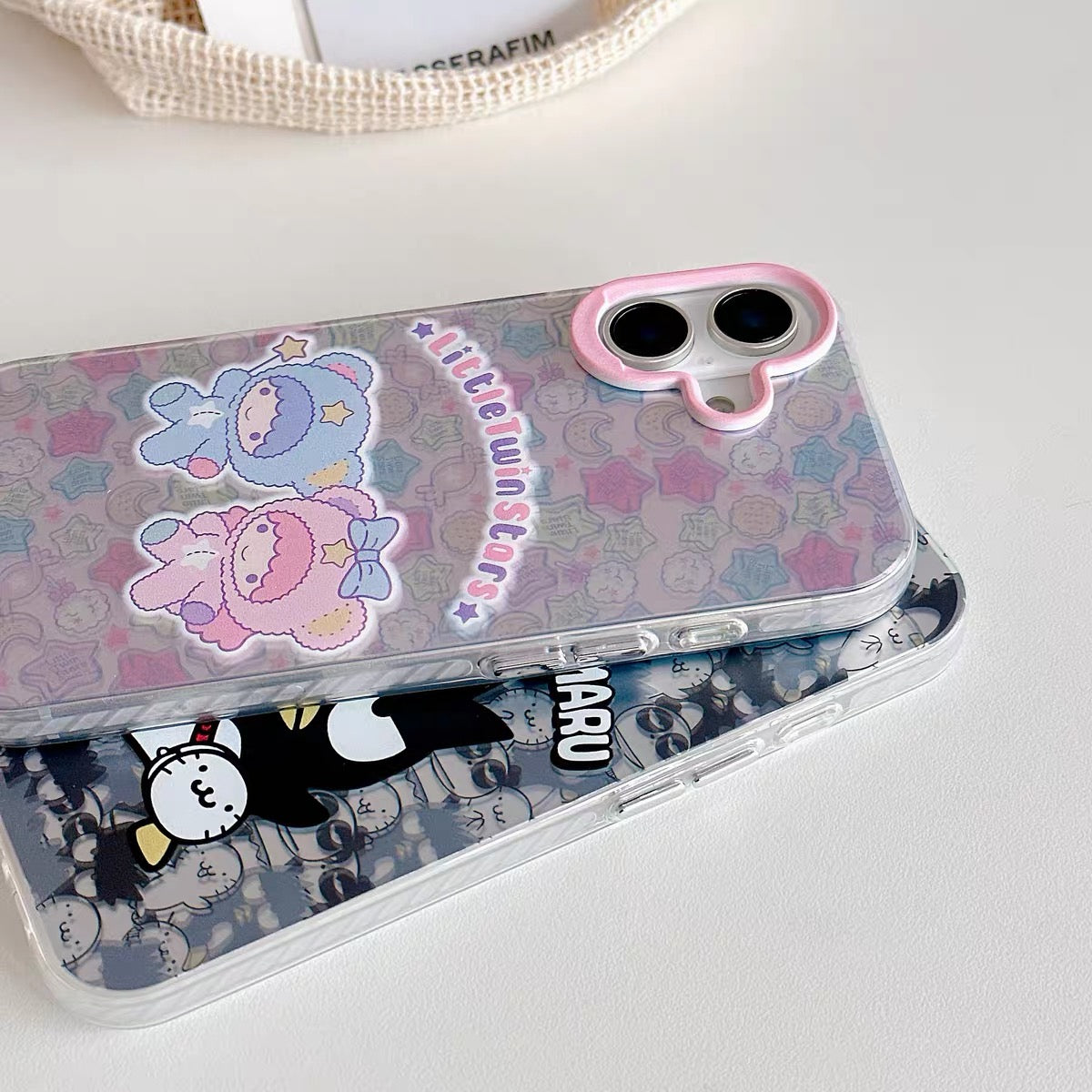 日本のアニメ風スマホケース | レーザー加工 バッドばつ丸 お出かけ＆キキ＆ララ（リトルツインスターズ） - iPhoneケース iPhone SE2 XS XR 11 12 13 14 15 16 17 Pro Pro Max 12mini 13mini対応