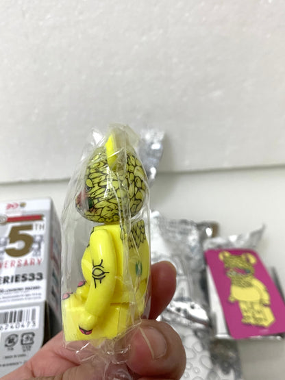 Japan Medicom Toy 100% Be@rbrick Series 33 | Artist Dan Monster - Retried Limited Rare Toy Collection