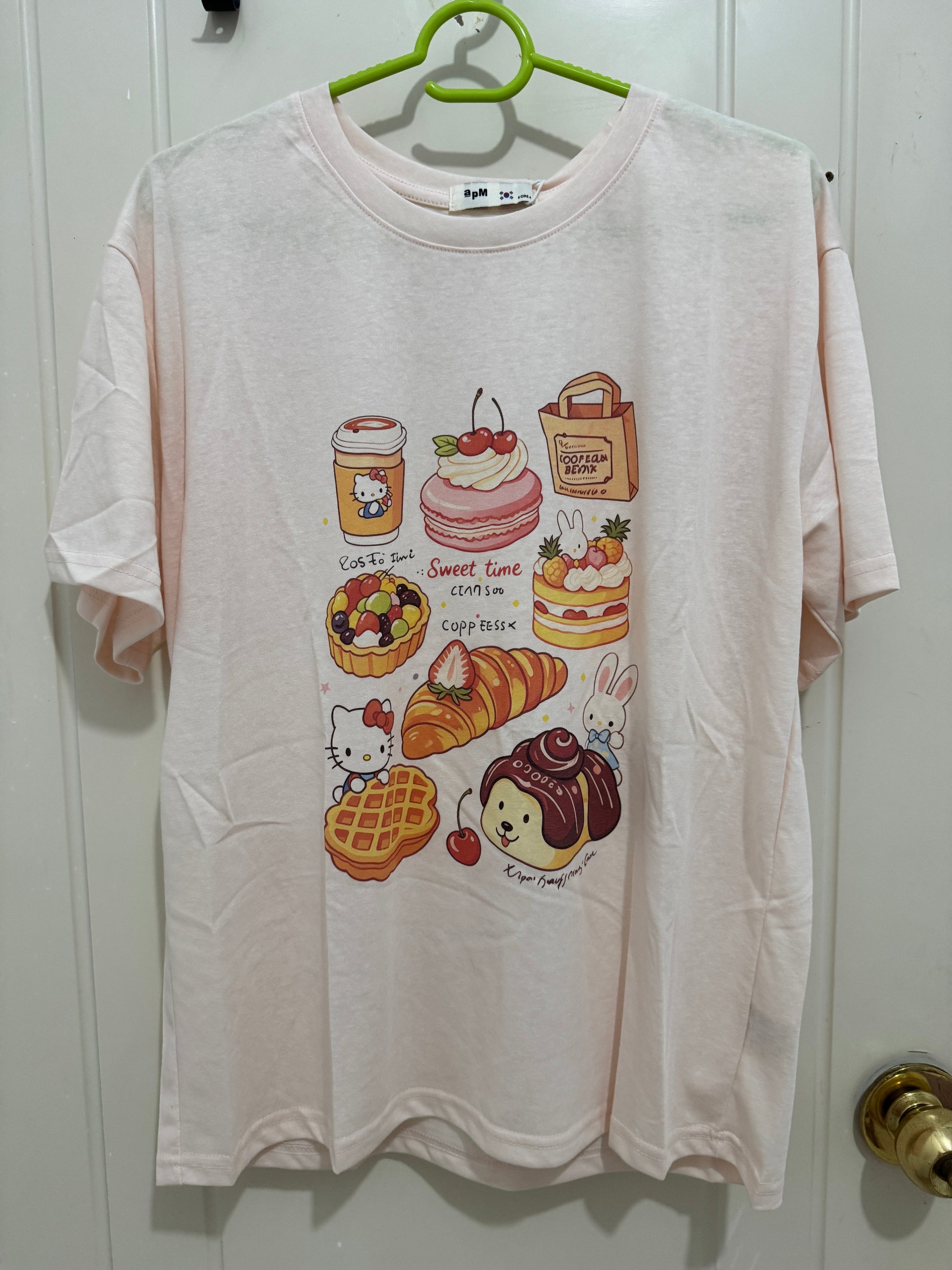 Korean Fashion Cute Cartoon Style T-Shirt Series | Vintage Hello Kitty with Cafe Sweets - Kawaii Fashion Items