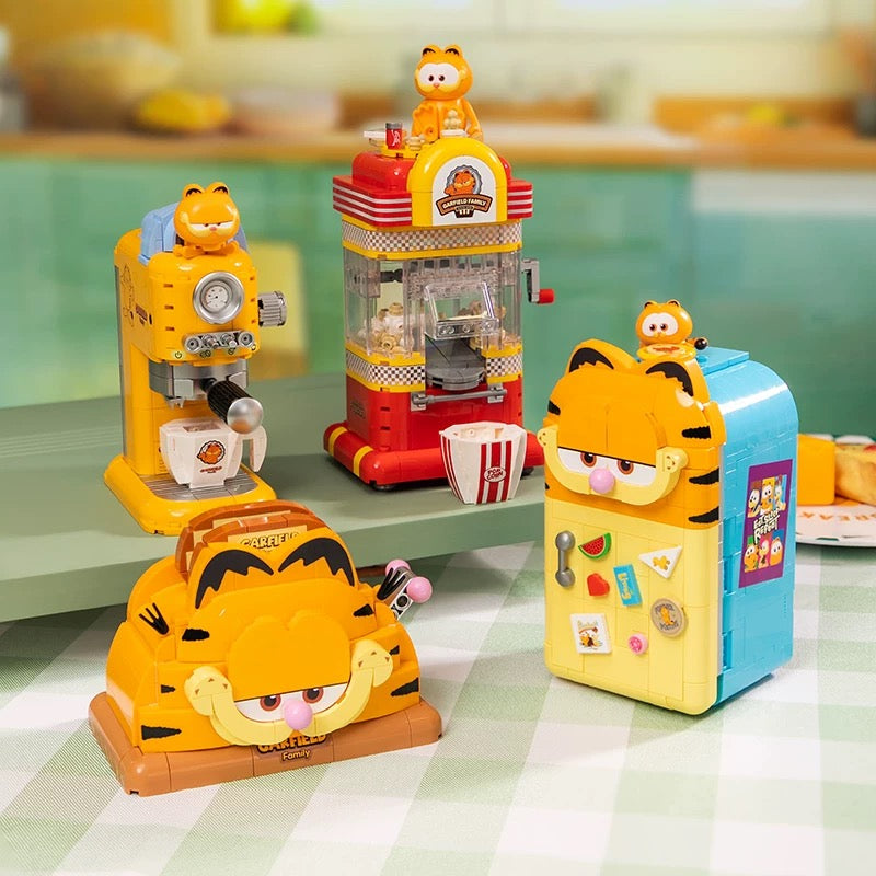 Pan Tasy x Garfield Family | Vintage Coffee Machine - Lovely Cat Exotic Shorthair Building Blocks Toy Collections