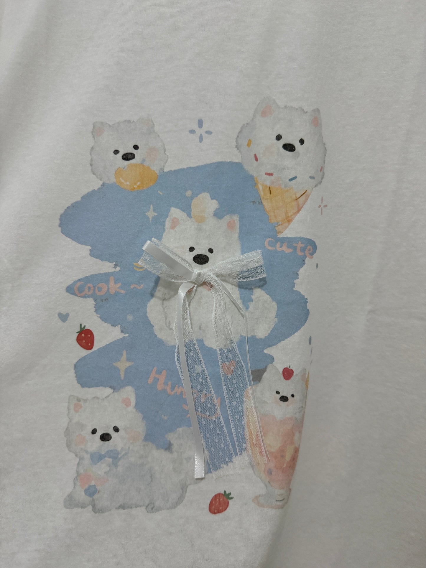 Korean Fashion Cute Animals Style T-Shirt Series | White Puppy Samoyed Dog with Sweets - Kawaii Fashion Items