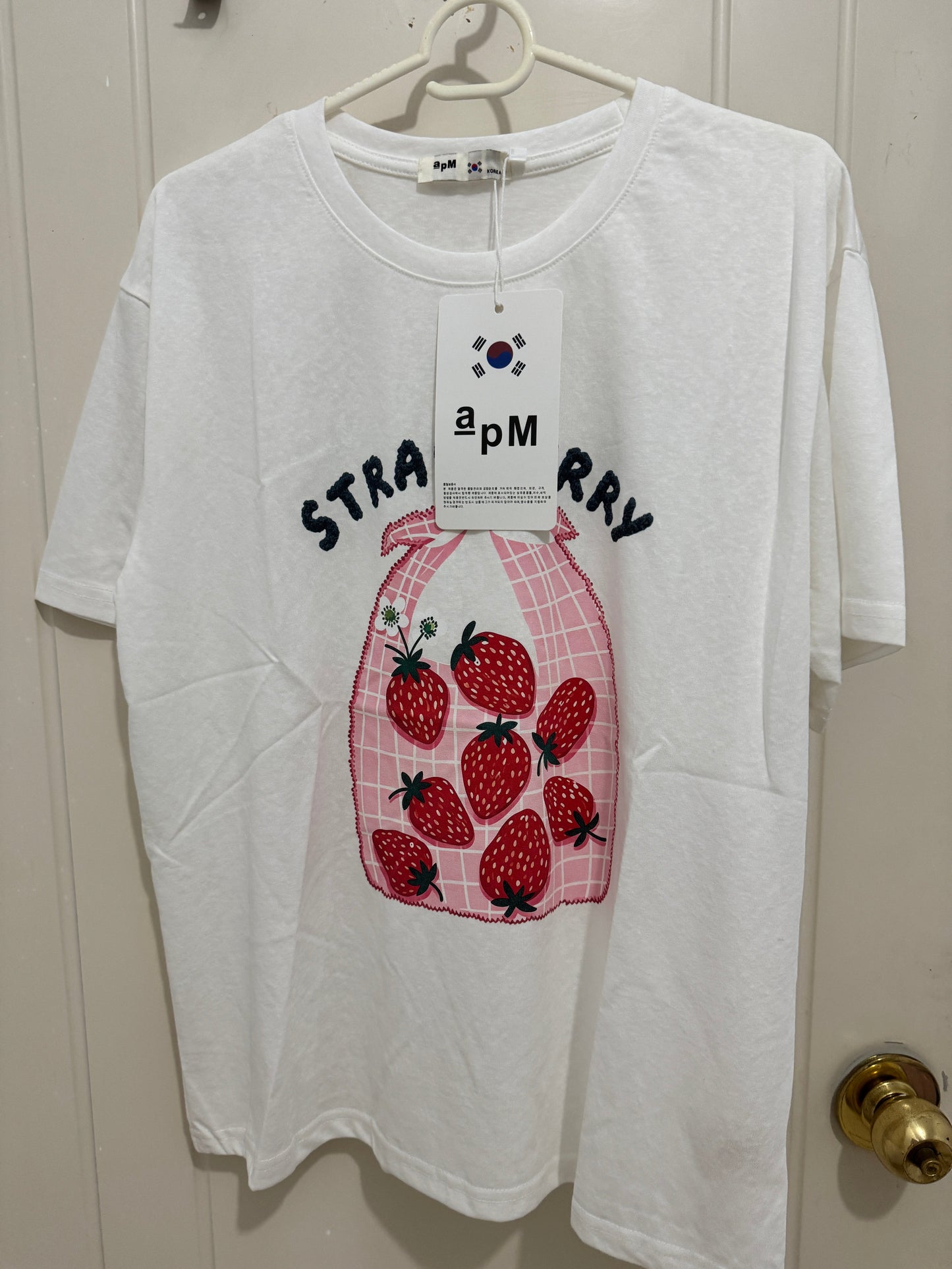 Korean Fashion Cute Fruit Style Shirt Series | Strawberry in Bag - Kawaii Fashion Items