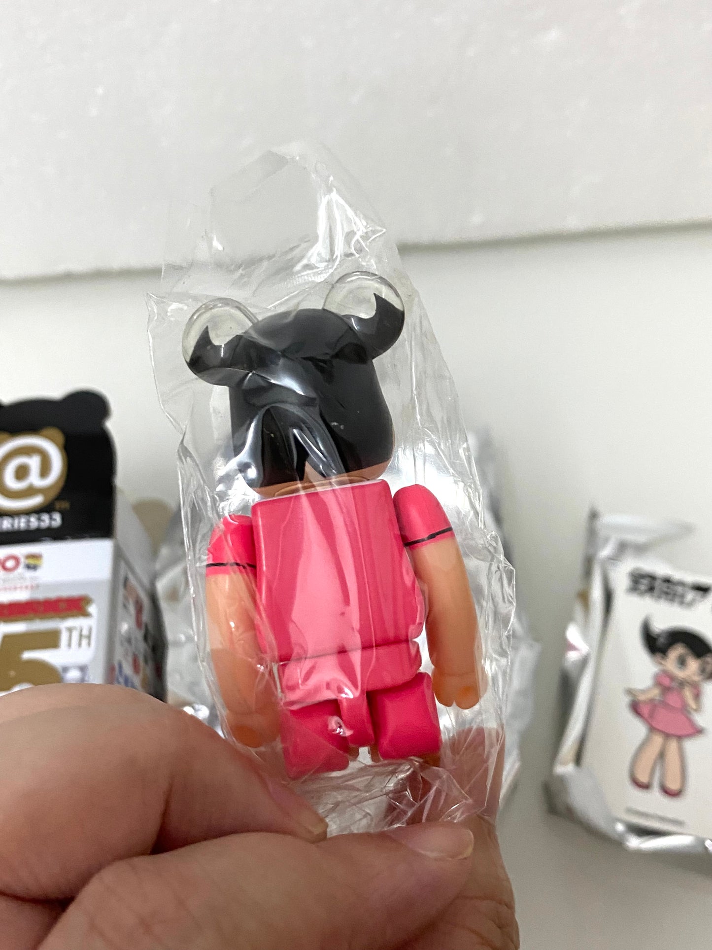 Japan Medicom Toy 100% Be@rbrick Series 33 | Secret Astro Uran - Retried Limited Rare Toy Collection