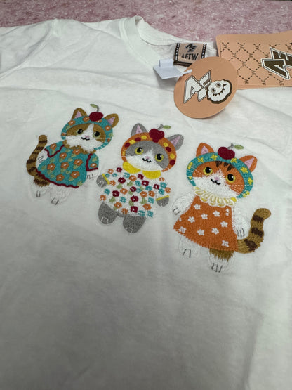 Korean Fashion Cute Animals Style T-Shirt Series | Embroidery 3 Little Cat - Kawaii Fashion Items