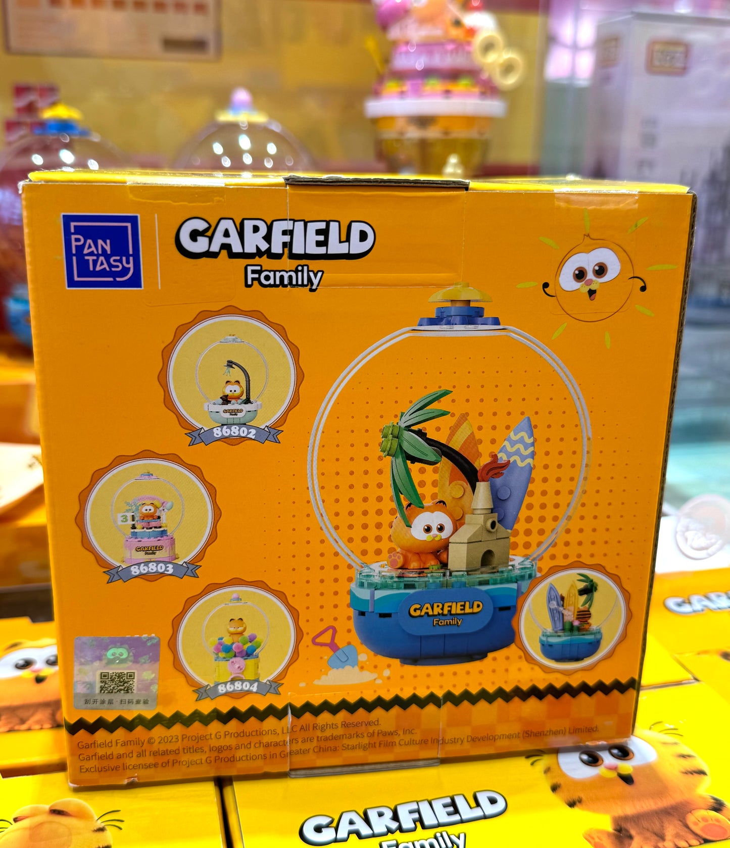 Pan Tasy x Garfield Family | Chill Island - Lovely Cat Exotic Shorthair Building Blocks Toy Collections