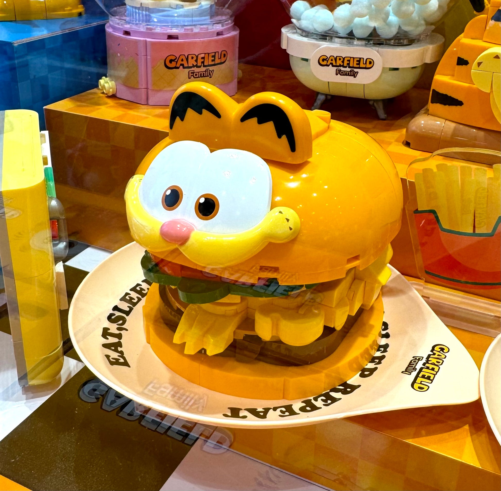Pan Tasy x Garfield Family | Hamburger - Lovely Cat Exotic Shorthair Building Blocks Toy Collections 