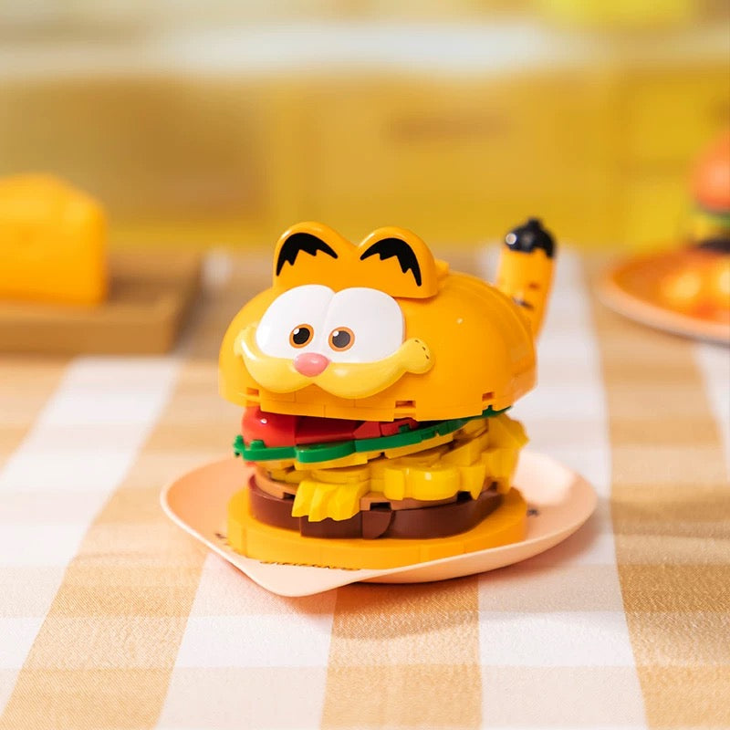 Pan Tasy x Garfield Family | Hamburger - Lovely Cat Exotic Shorthair Building Blocks Toy Collections 