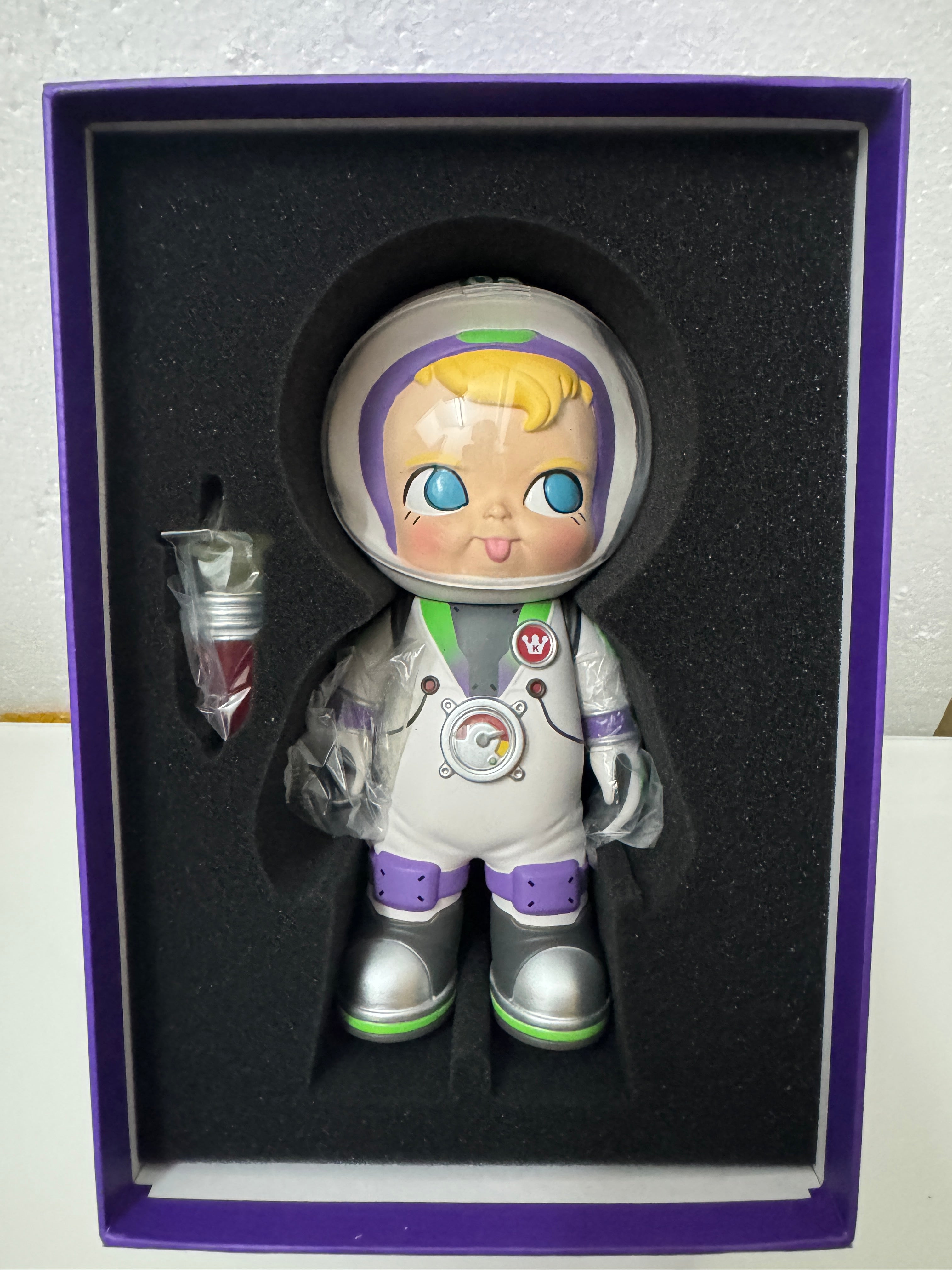 Kenny Wong X ThreeZero Sam Sam Characters | The Astronaut GID