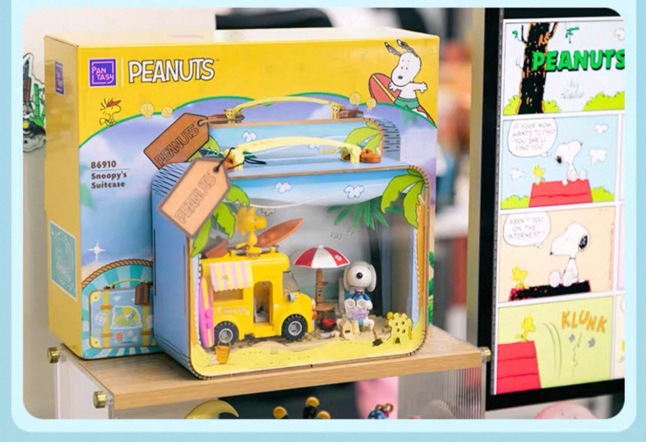 Pan Tasy x Peanut | Summer Travel Suitcase White Dog and Friends - Lovely Dog and Yellow Birds Building Blocks Toy Collections