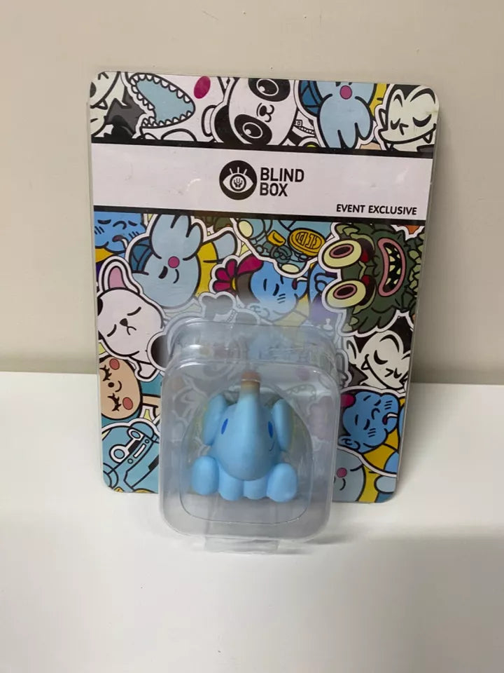 Unbox BABY ELFIE Little Blue Elephant Hong Kong Venue Limited Character Figure