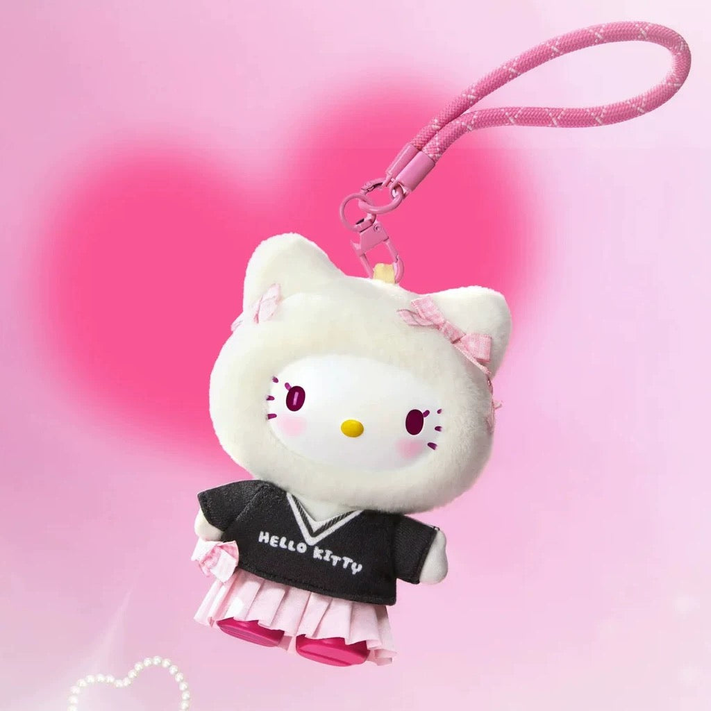 TopToy Sanrio Characters Play with Kittens | Hello Kitty My Melody