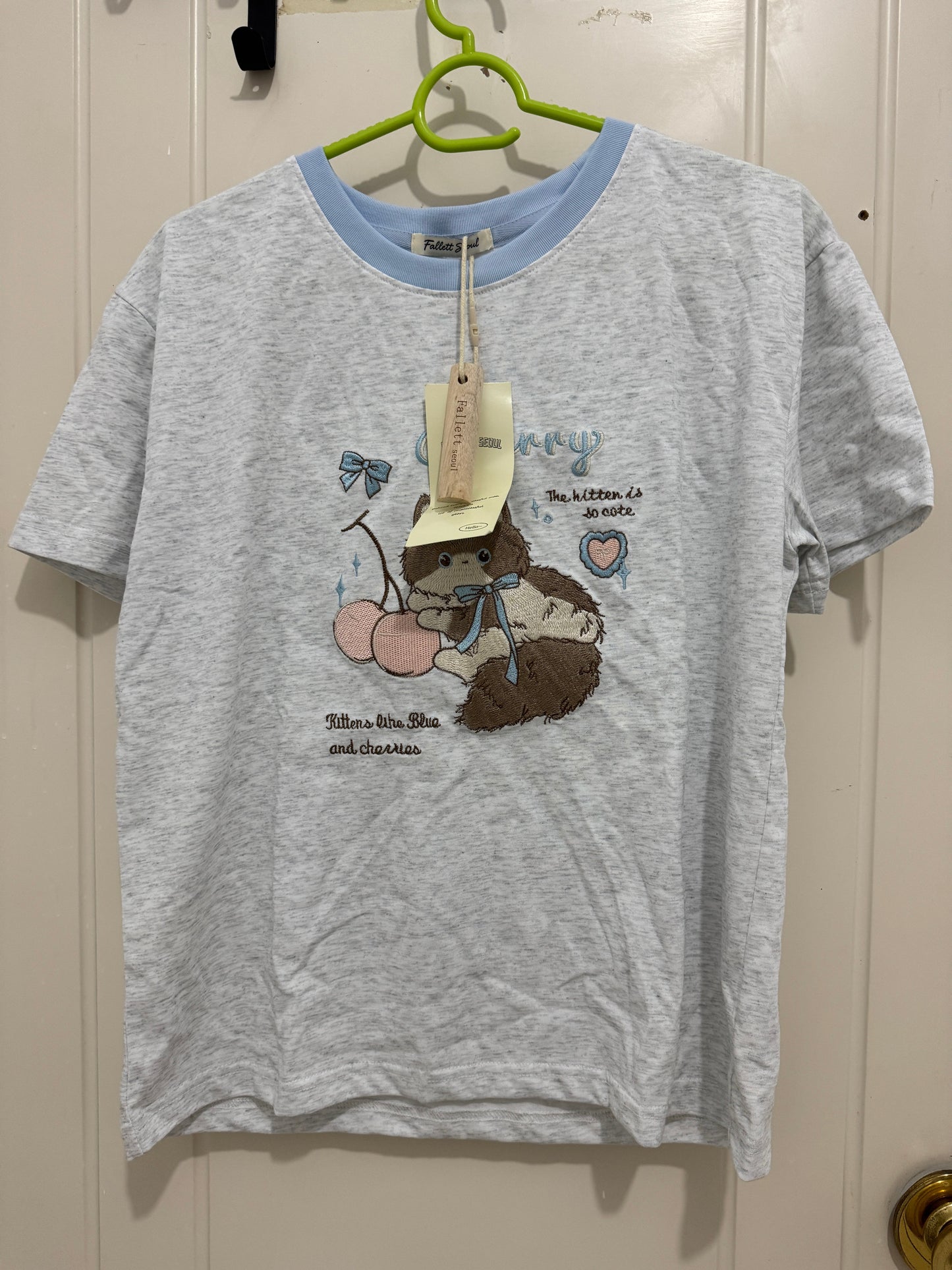 Korean Fashion Cute Animals Style T-Shirt Series | Embroidery Cherry Cat - Kawaii Fashion Items