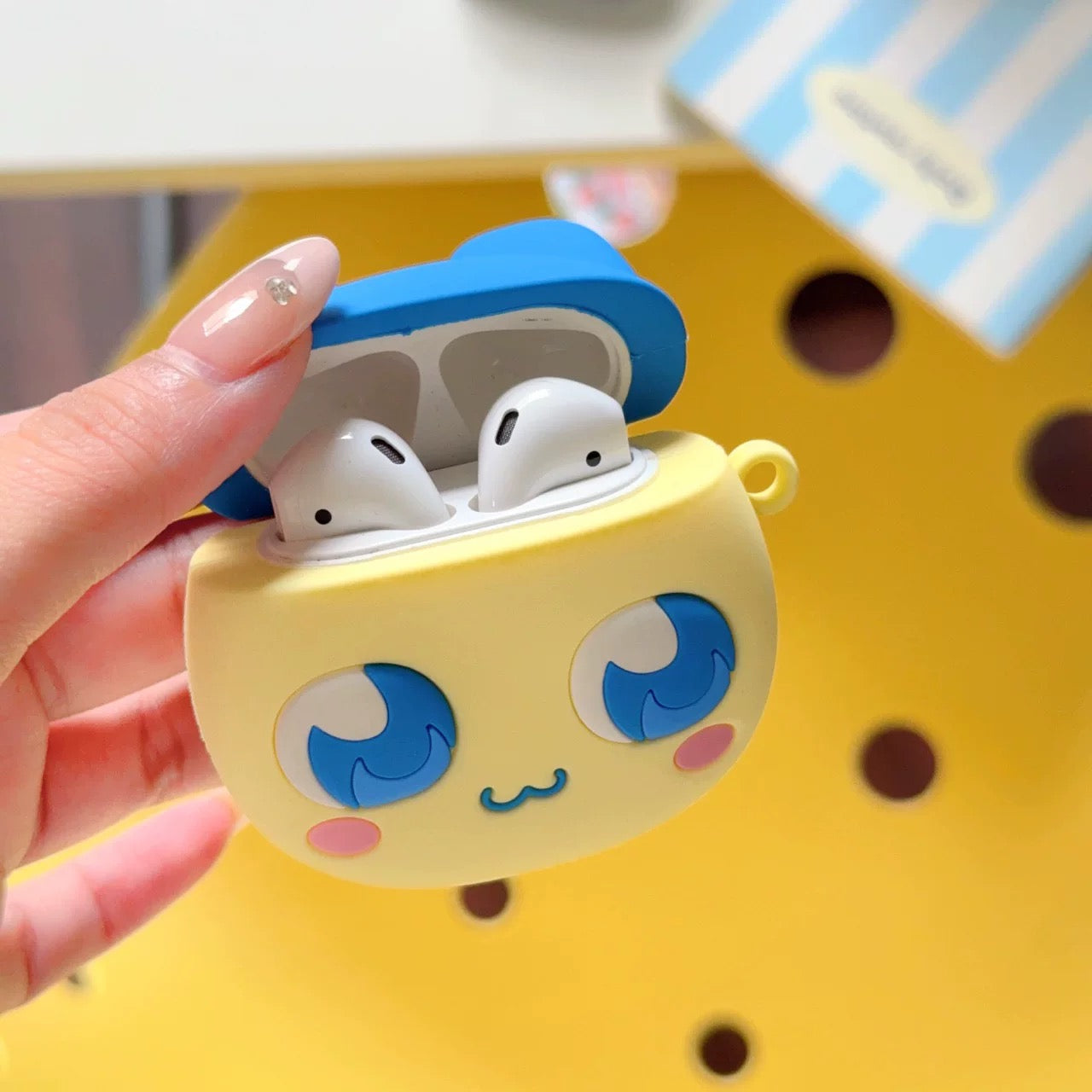 Japanese Cartoon Tamagochi | Mametchi - Tamagot AirPods AirPodsPro AirPods3 AirPods4 Case KawaiiGiftLand