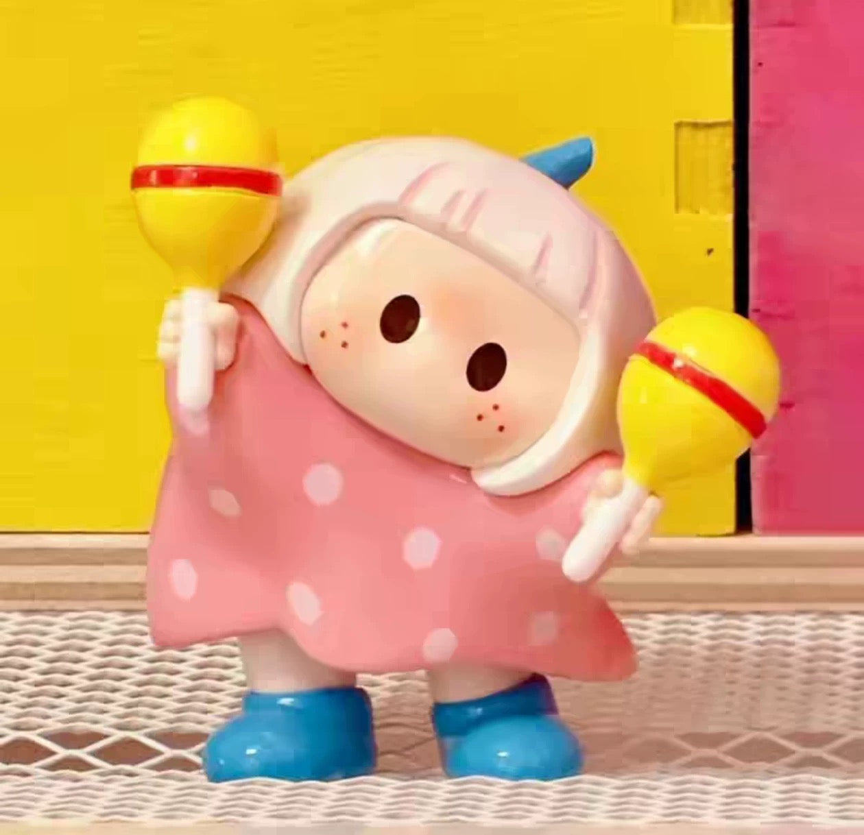 YOYO Chan Mini Figure Part 1 | YOYO Tilted Head Collection - Collectable Toys Mystery Blind Box