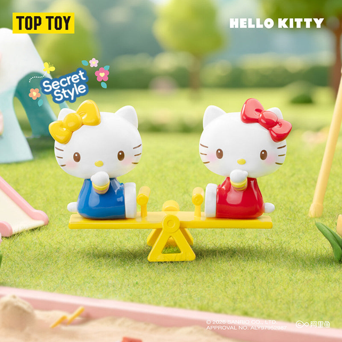 TOP TOY Hello Kitty Little Family Series secret design - seesaw minifigures