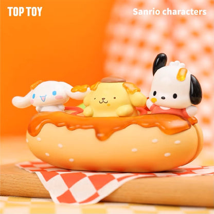 Sanrio Cinnamoroll Pompompurin Pochacco Delicious Hot Dog Figure Toy Collection - with Mobile Holding Lanyards
