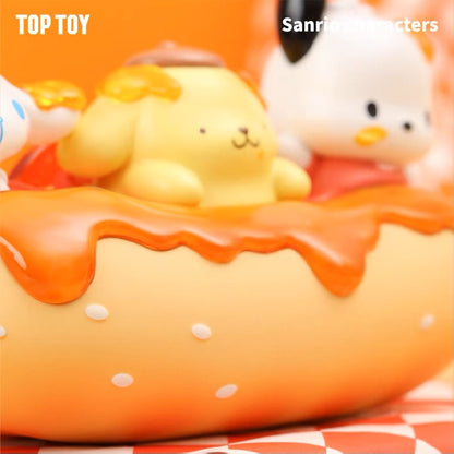 Sanrio Cinnamoroll Pompompurin Pochacco Delicious Hot Dog Figure Toy Collection - with Mobile Holding Lanyards