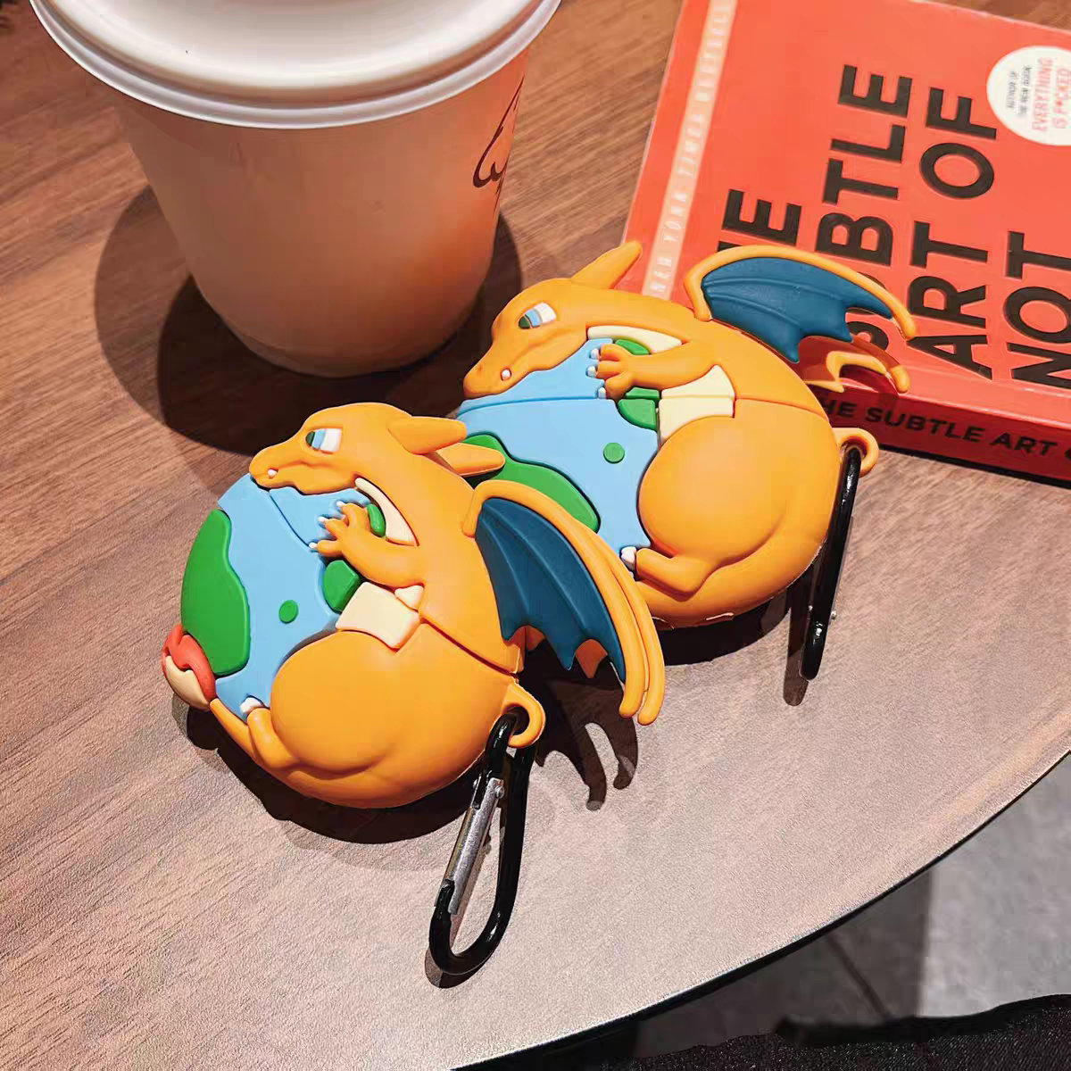 Japan Cartoon Pokemon Anime | Charizard with Earth - AirPods AirPodsPro AirPods3 AirPods4 Case