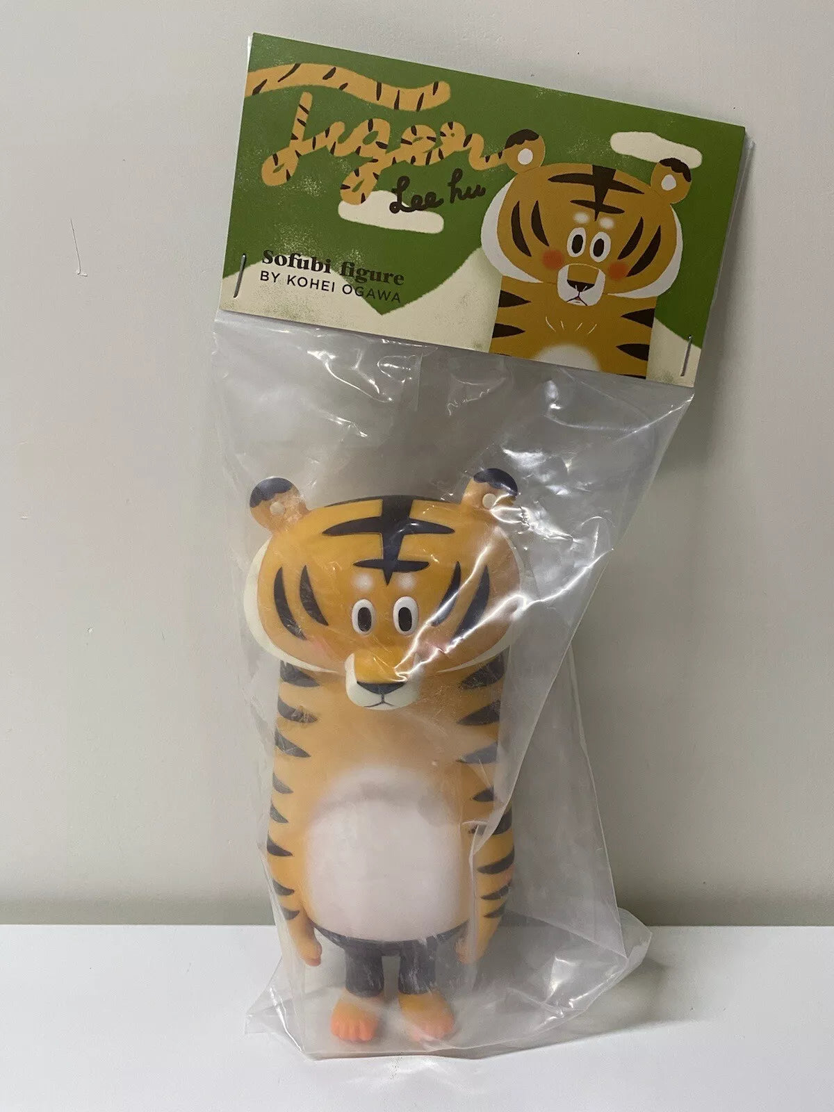 How2work Japan Artist BG Bear 1st Lee Hu Tiger Sofubi figure Soft Vinyl Retried